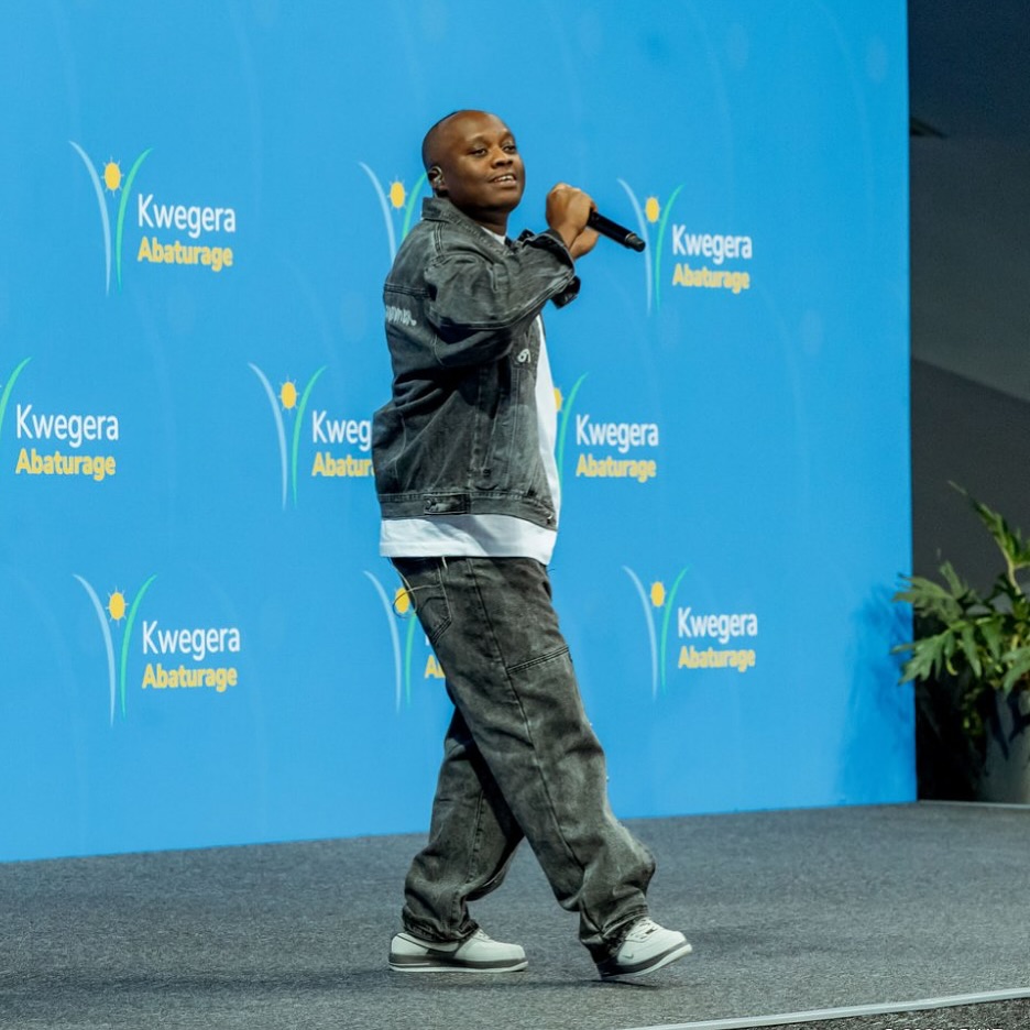 17729860475171772985992044